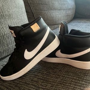 Nike court royale 2 high sneakers women’s 7.5